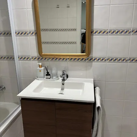 Con Piscina Y Parking Privado Apartment