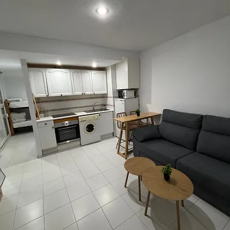 Apartment Con Piscina Y Parking Privado
