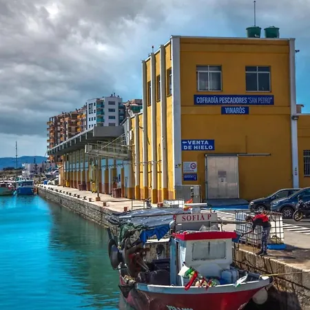 Con Piscina Y Parking Privado Apartment